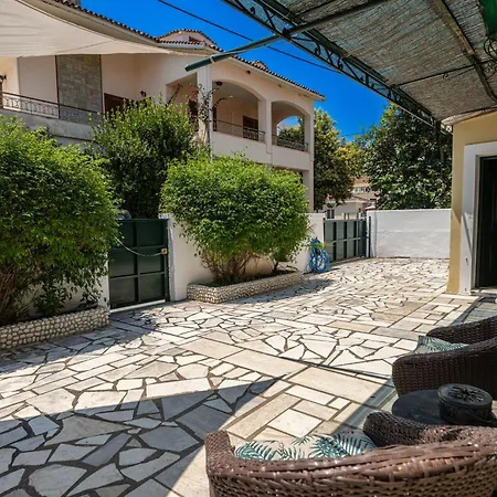 Lena's Traditional * Agia Efimia