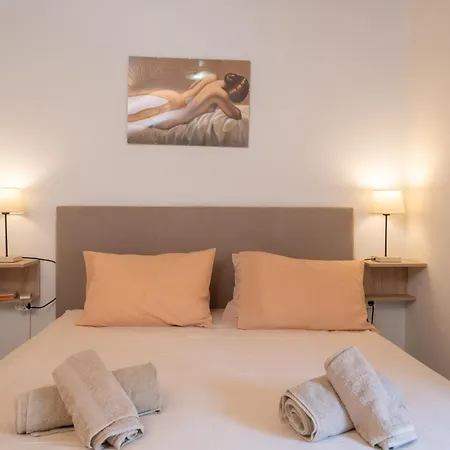 Vakantiehuis Lena's Traditional *