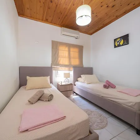 Vakantiehuis Lena's Traditional Agia Efimia