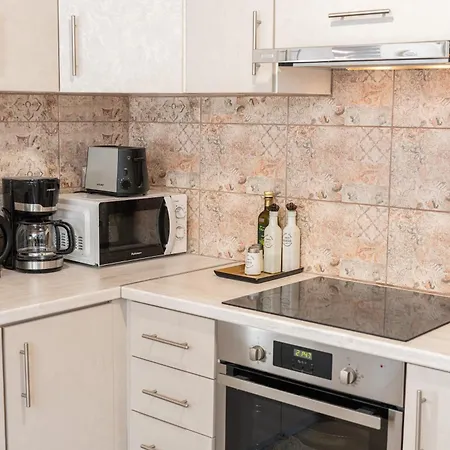 Lena's Traditional * Agia Efimia