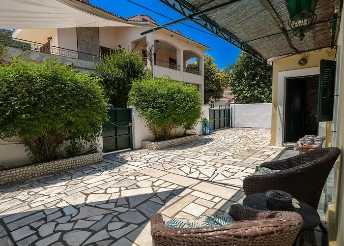 Lena's Traditional * Agia Efimia