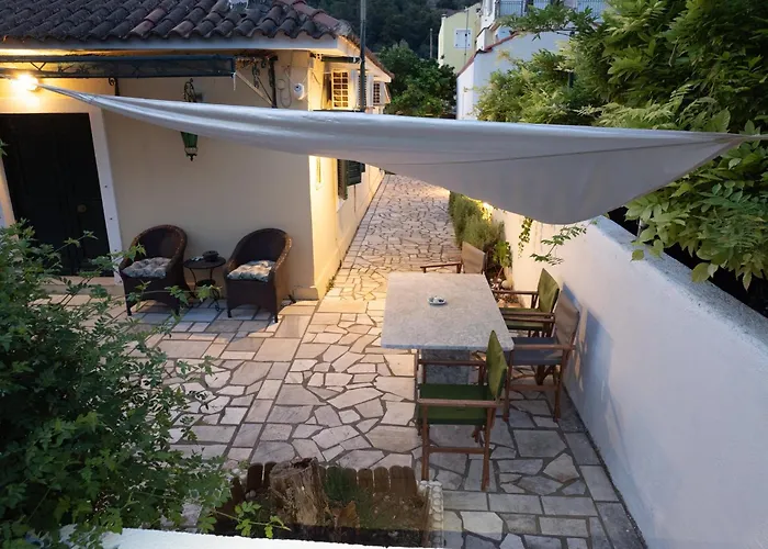 Tatil Evi Lena's Traditional Agia Efimia